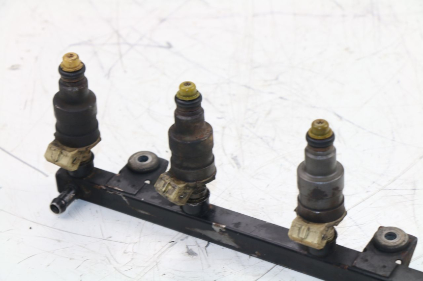 photo de INIETTORE BMW K100 1000 (1982 - 1990) - Ricambio usato controllato