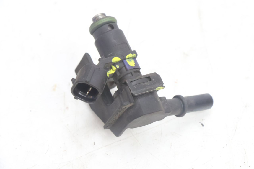 photo de INIETTORE PEUGEOT CITYSTAR 125 (2011 - 2017) - Altra angolazione