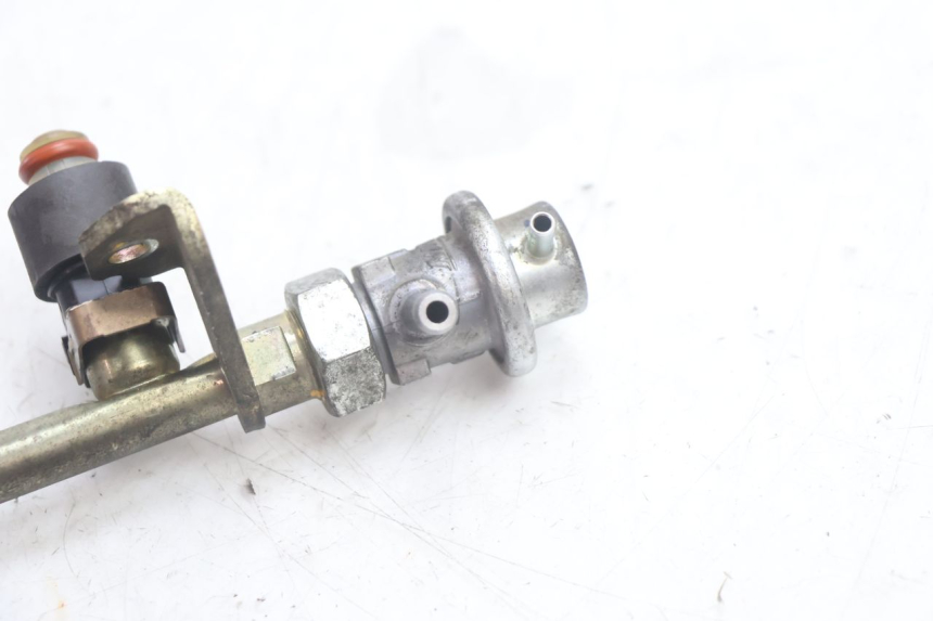 photo de INIETTORE HONDA FJS SILVER WING SILVERWING 400 (2005 - 2008) - Altra angolazione