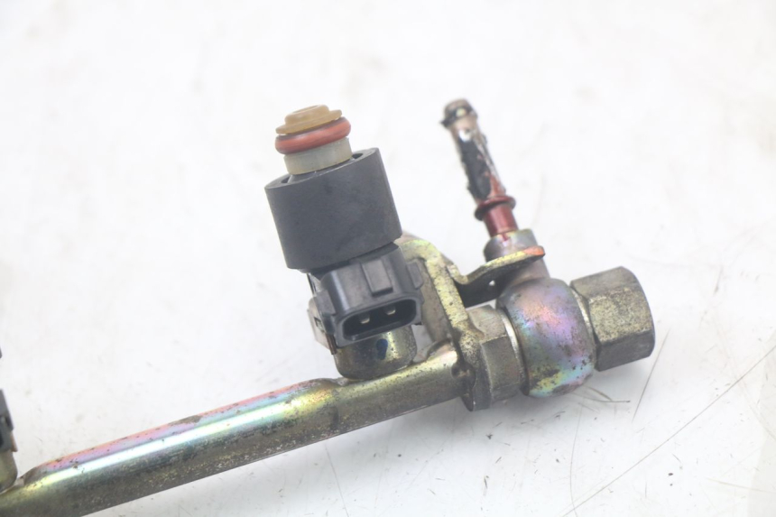 photo de INIETTORE HONDA FJS SILVERWING SILVER WING 600 (2001 - 2010) - Ricambio usato controllato