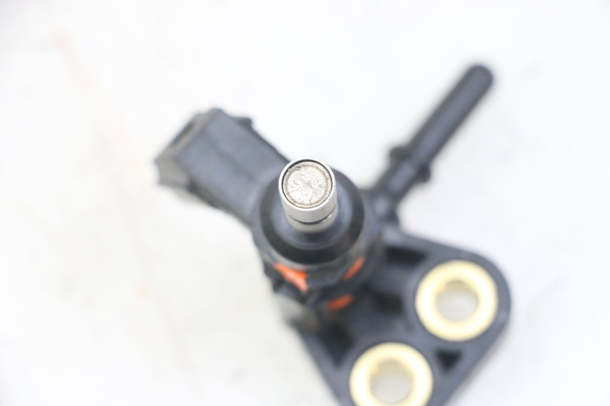 photo de INIETTORE HONDA FORZA ABS 300 (2013 - 2017) - Altra angolazione