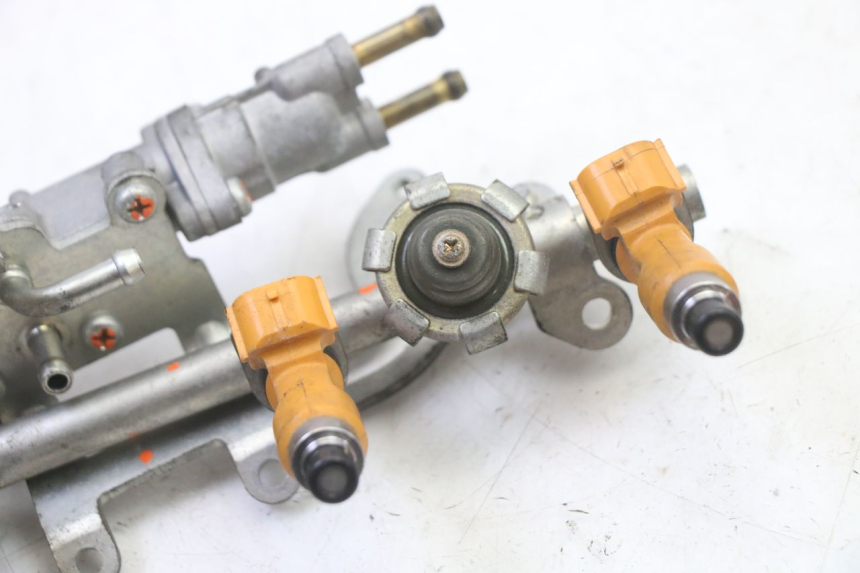 photo de INIETTORE YAMAHA FZ6 FAZER S2 600 (2007 - 2011) - Primo piano tecnico