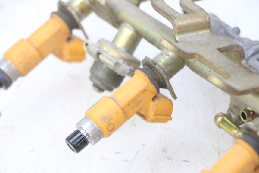 photo de INIETTORE YAMAHA FZ6 N FAZER 600 (2004 - 2006) - Zoom sullo stato d'uso