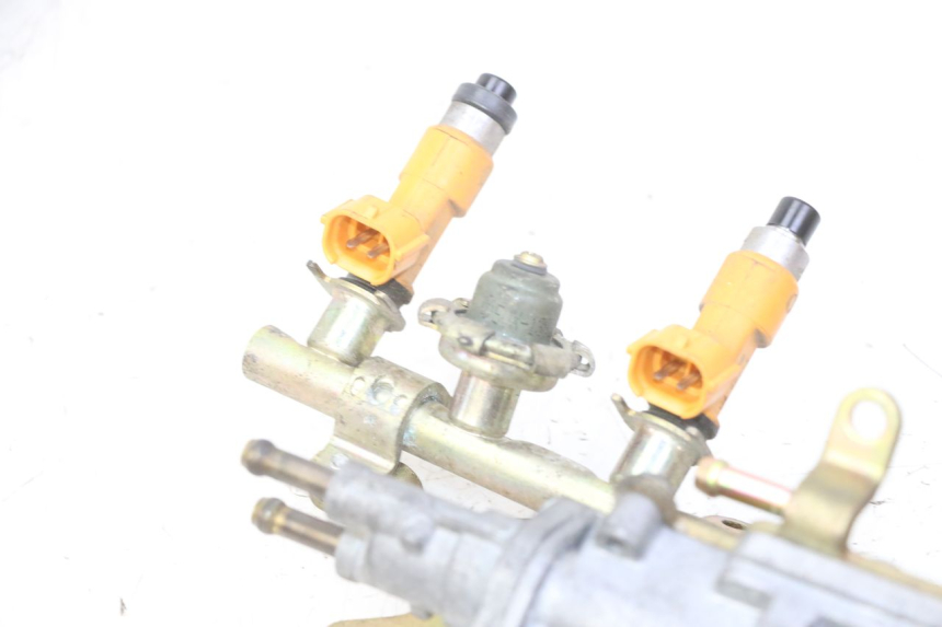 photo de INIETTORE YAMAHA FZ6 N FAZER 600 (2004 - 2006) - Marcature e riferimenti originali