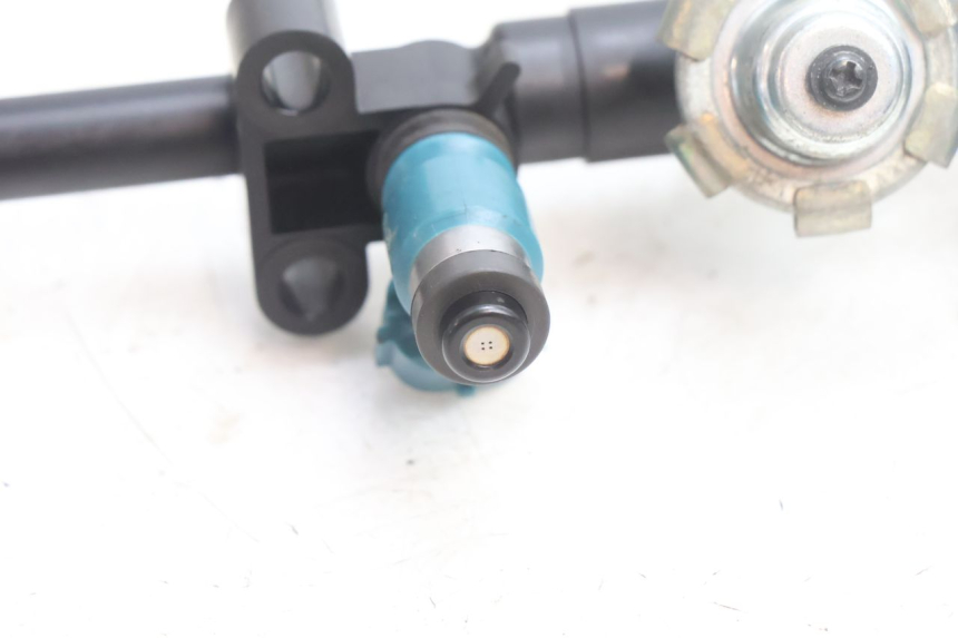 photo de Iniettore YAMAHA FZ8 800 (2010 - 2016) - Primo piano tecnico