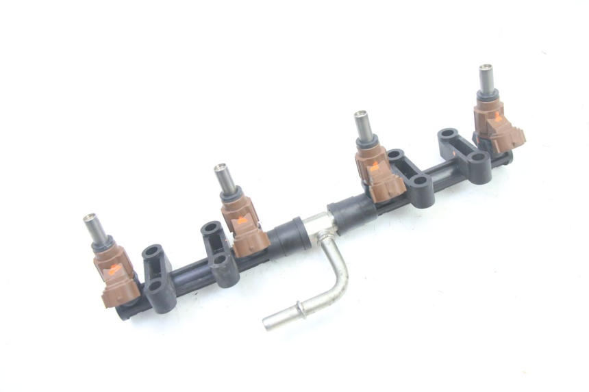 photo de Iniettore SUZUKI GSR 750 (2011 - 2017) - Dettagli dei punti di fissaggio