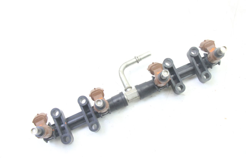 photo de Iniettore SUZUKI GSR 750 (2011 - 2017) - Stato della superficie e materiale