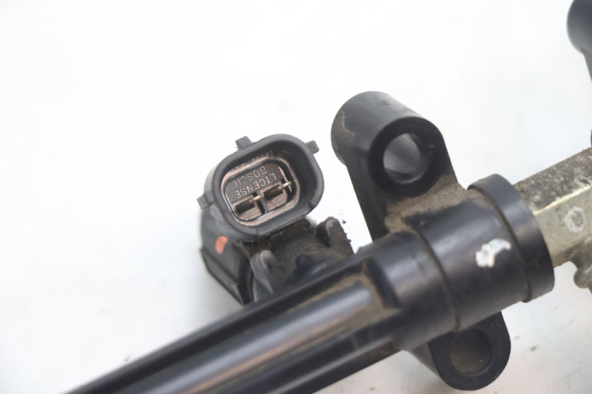 photo de INIETTORE SUZUKI GSR 600 (2005 - 2012) - Altra angolazione
