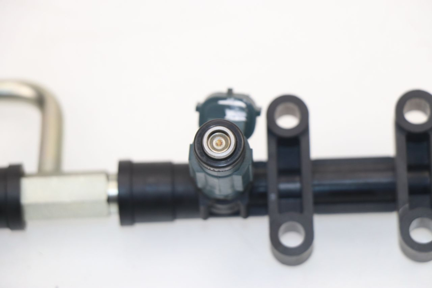 photo de INIETTORE KAWASAKI Z800 Z ABS 800 (2013 - 2017) - Primo piano tecnico