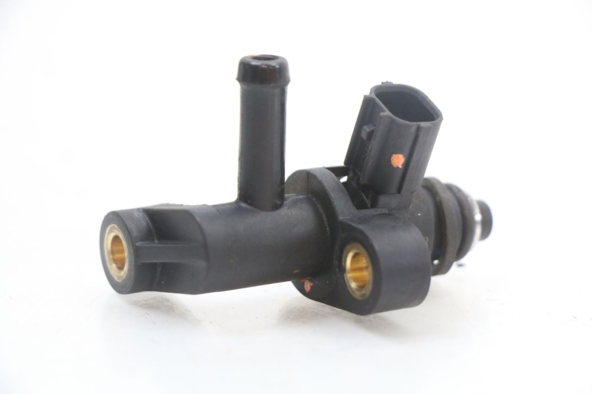 photo de INIETTORE PEUGEOT KISBEE 4T 50 (2018 - 2022) - Altra angolazione