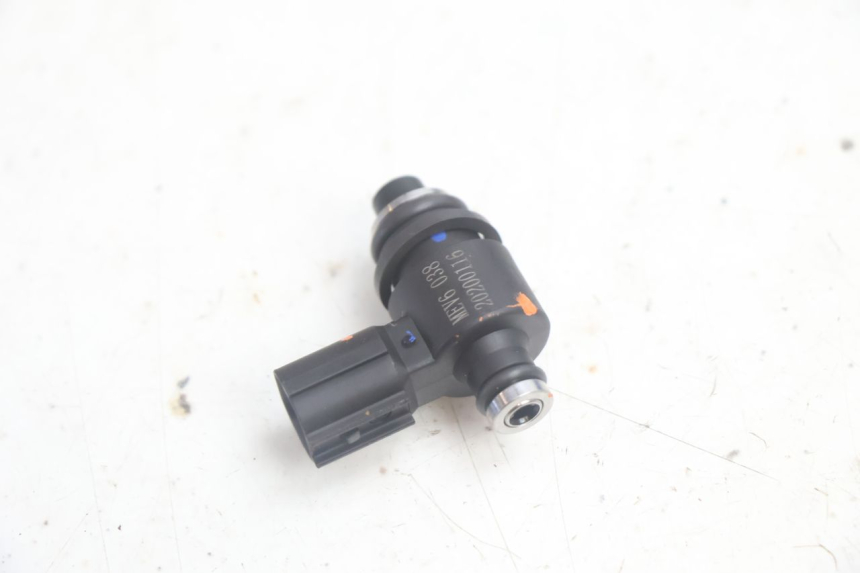 photo de INIETTORE PEUGEOT KISBEE 4T 50 (2018 - 2022) - Altra angolazione