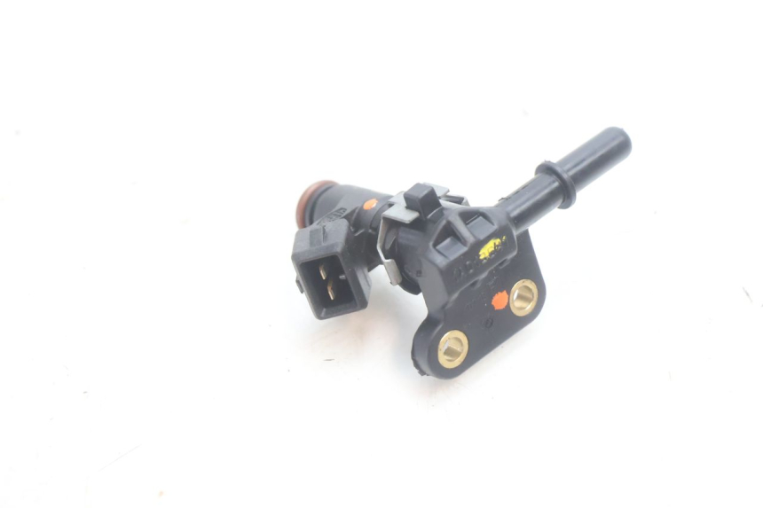 photo de INIETTORE PIAGGIO MP3 HPE 530 (2022 - 2026) - Altra angolazione