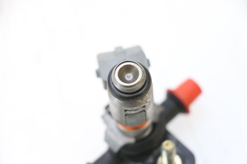 photo de INIETTORE PIAGGIO MP3 RL 250 (2006 - 2010) - Altra angolazione