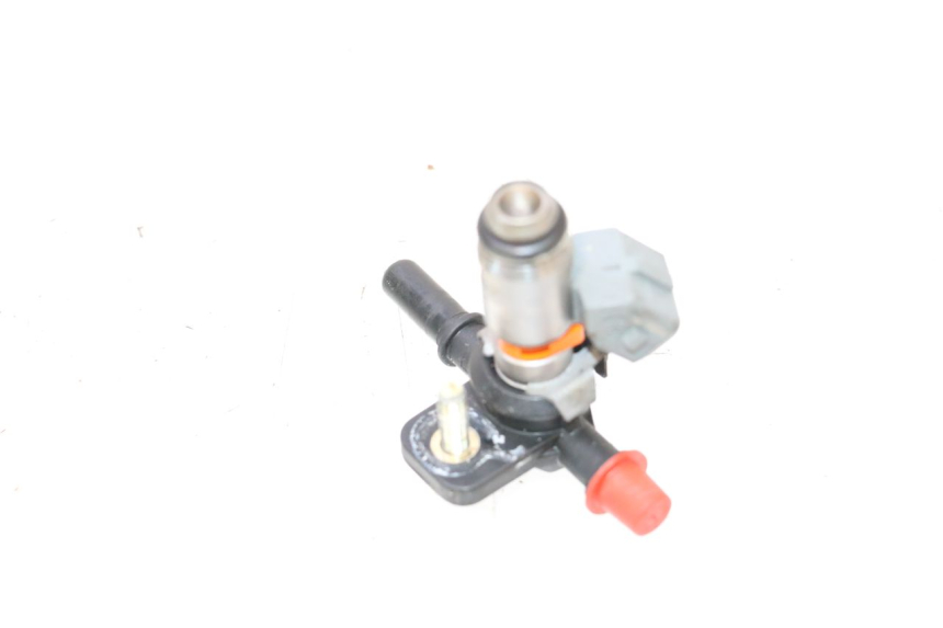 photo de INIETTORE PIAGGIO MP3 RL 250 (2006 - 2010) - Primo piano tecnico