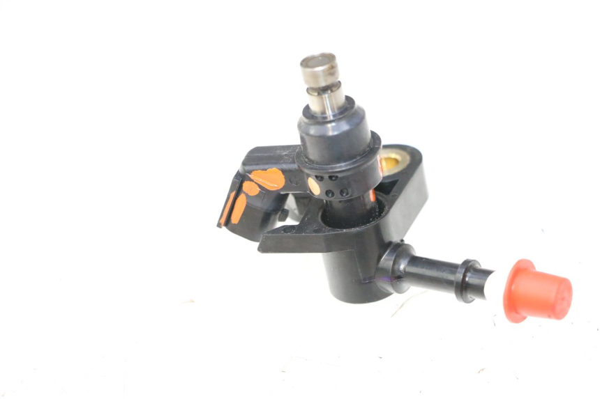 photo de INIETTORE HONDA PCX (JF28) 125 (2009 - 2011) - Altra angolazione