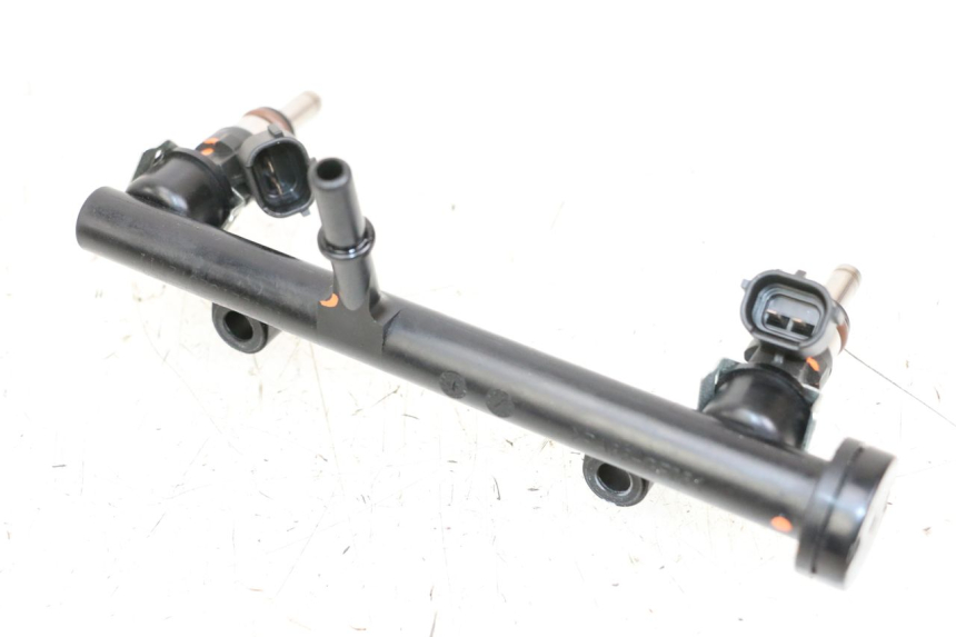 photo de INIETTORE ROYAL ENFIELD CONTINENTAL GT 650 (2019 - 2024) - Zoom sullo stato d'uso