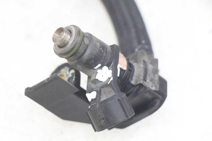 photo de INIETTORE PEUGEOT SATELIS 125 (2006 - 2009) - Zoom sullo stato d'uso
