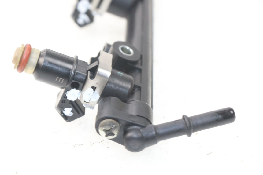 photo de Iniettore TRIUMPH SPRINT ST ABS 1050 (2005 - 2007) - Vista d'insieme del prodotto