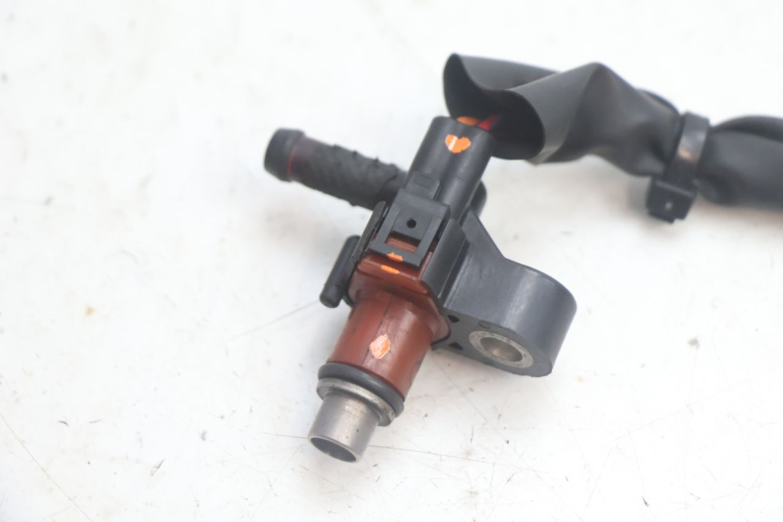 photo de INIETTORE YAMAHA XMAX X-MAX 125 (2006 - 2009) - Dettaglio del componente