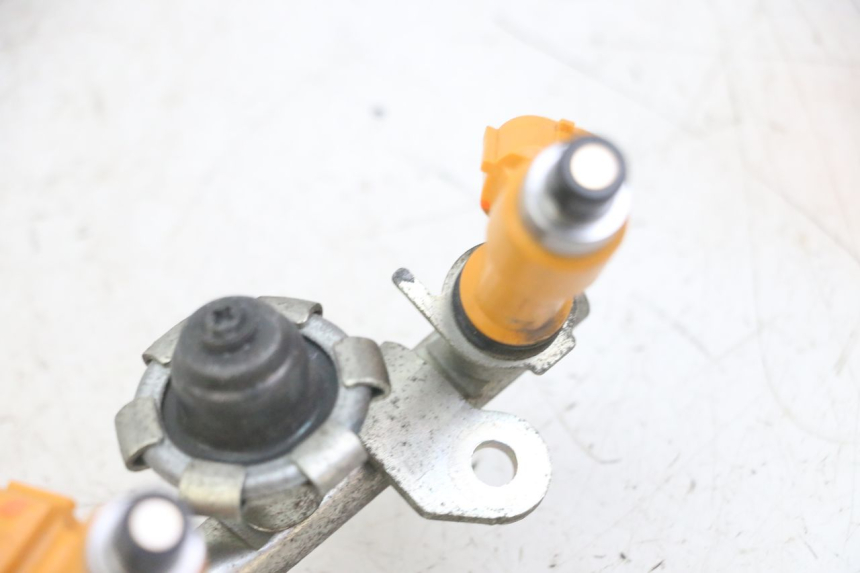 photo de INIETTORE YAMAHA XJ6 ABS 600 (2008 - 2016) - Altra angolazione