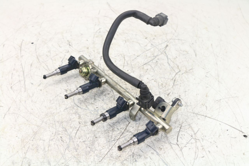 photo de INIETTORE YAMAHA FZ1 FAZER 1000 (2007 - 2009) - Altra angolazione