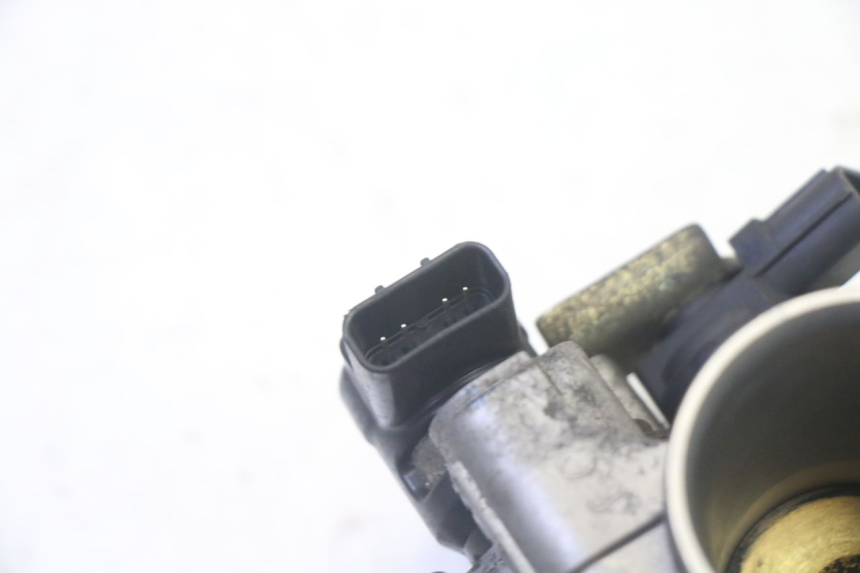 photo de CORPO FARFALLATO ADIVA AD3 300 (2014 - 2020) - Primo piano tecnico