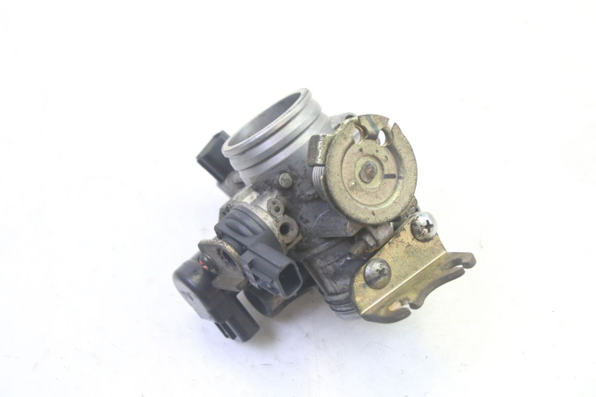 photo de CORPO FARFALLATO ADIVA AD3 300 (2014 - 2020) - Dettagli dei punti di fissaggio