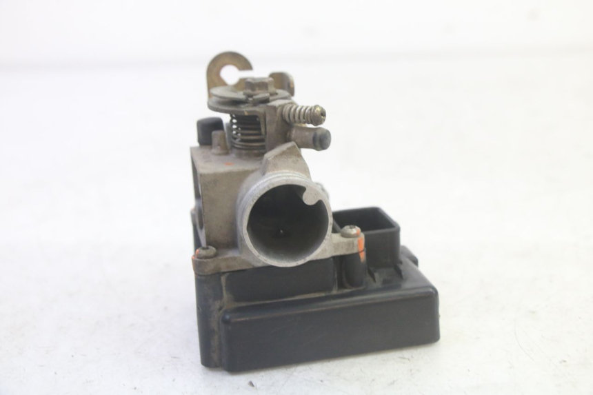 photo de INIEZIONE KYMCO AGILITY 16+ 4T 50 (2018 - 2023) - Altra angolazione