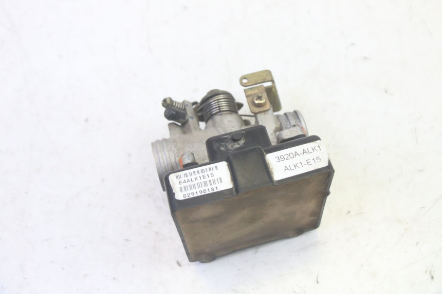 photo de INIEZIONE KYMCO AGILITY 16+ 4T 50 (2018 - 2023) - Dettagli dei punti di fissaggio