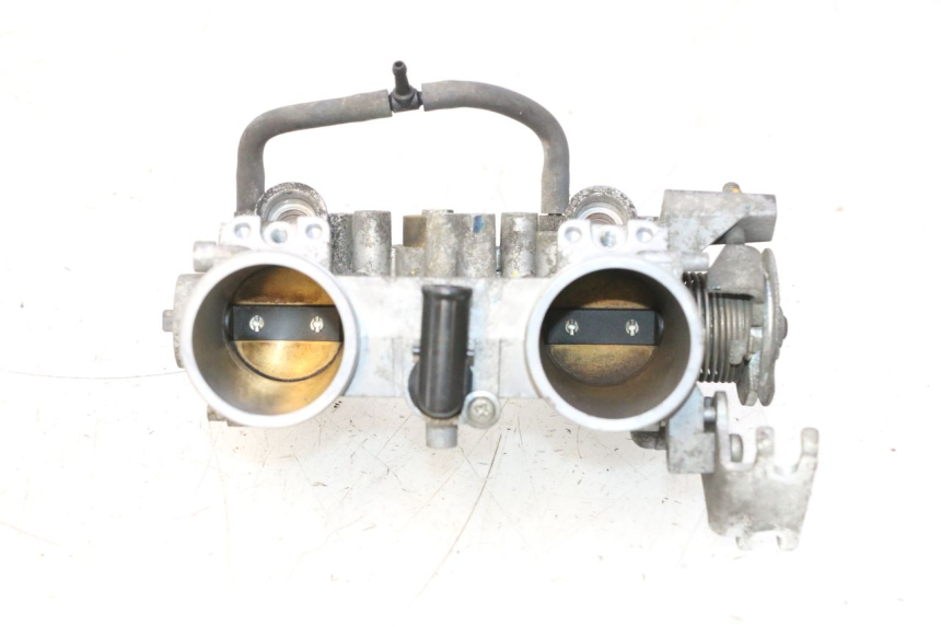 photo de CORPO FARFALLATO SUZUKI BURGMAN EXECUTIVE ABS 650 (2006 - 2012) - Zoom sullo stato d'uso