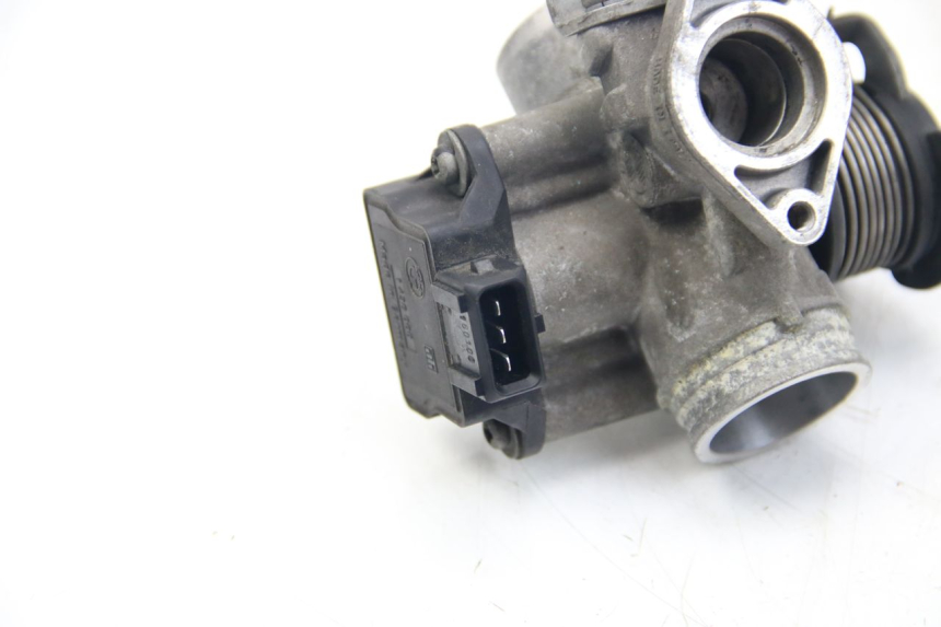 photo de INIEZIONE BMW C1 125 (2000 - 2003) - Altra angolazione