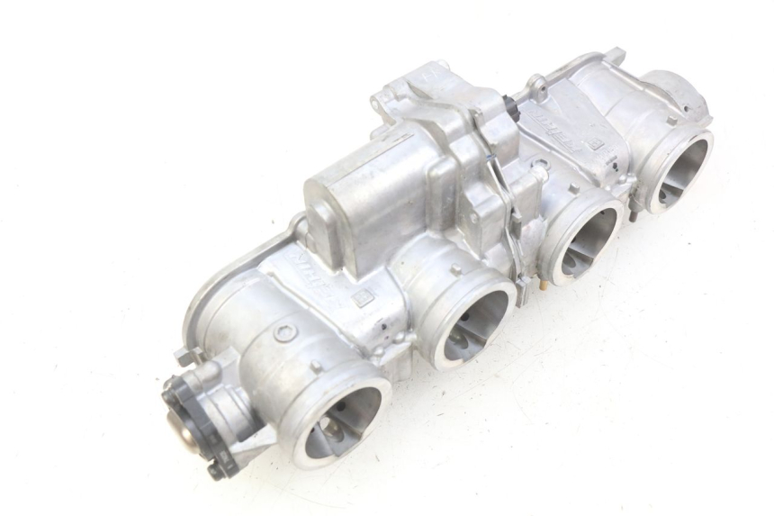 photo de INIEZIONE HONDA CB R 1000 (2018 - 2023) - Ispezione visiva dettagliata