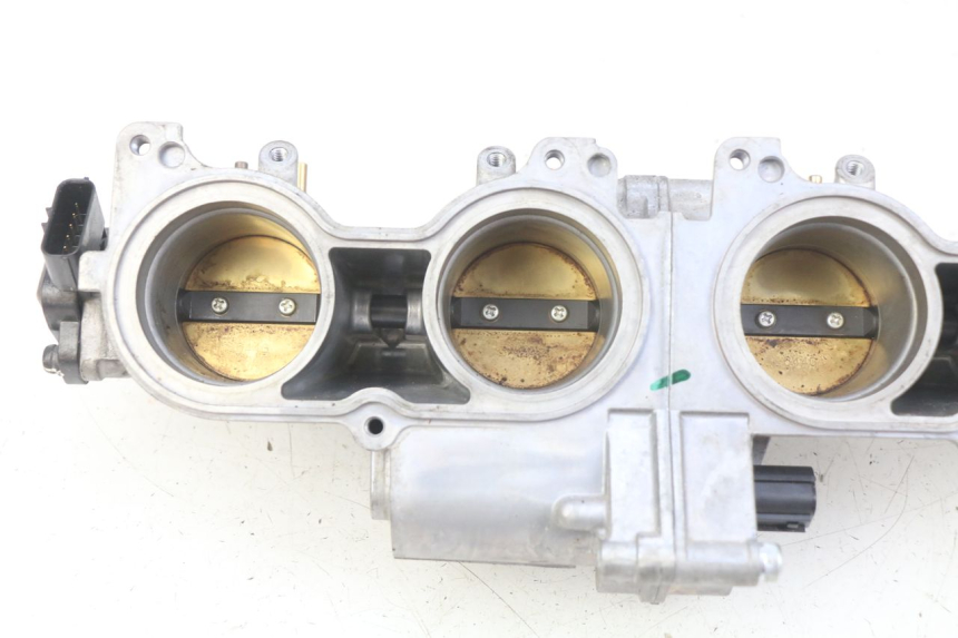 photo de INIEZIONE HONDA CB R 1000 (2018 - 2023) - Focus sulla struttura