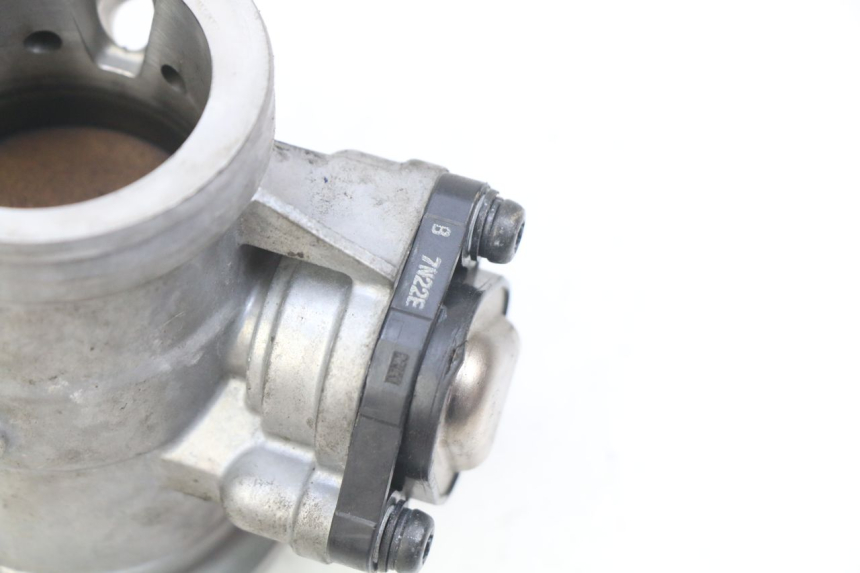 photo de INIEZIONE HONDA CB R 1000 (2018 - 2023) - Zoom sullo stato d'uso