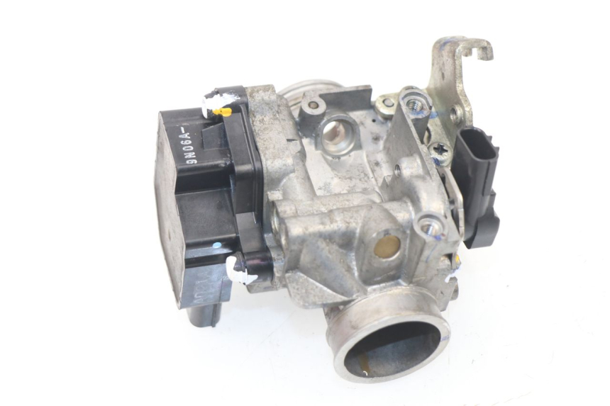 photo de CORPO FARFALLATO HONDA CBF 125 (2009 - 2015) - Dettaglio del componente