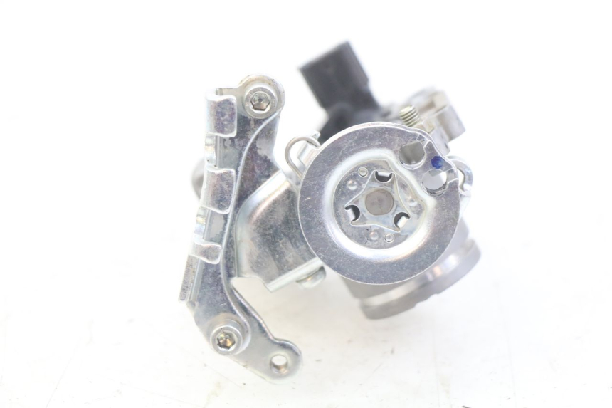 photo de INIEZIONE HONDA CRF CR-F 125 (2022 - 2023) - Dettagli dei punti di fissaggio