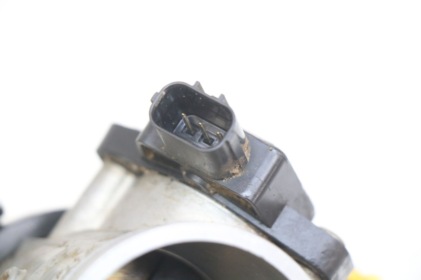 photo de INIEZIONE HONDA CRF CR-F 450 (2009 - 2012) - Altra angolazione