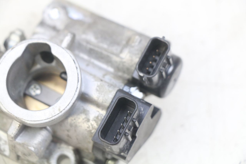 photo de INIEZIONE YAMAHA D'ELIGHT DELIGHT 125 (2017 - 2020) - Stato della superficie e materiale