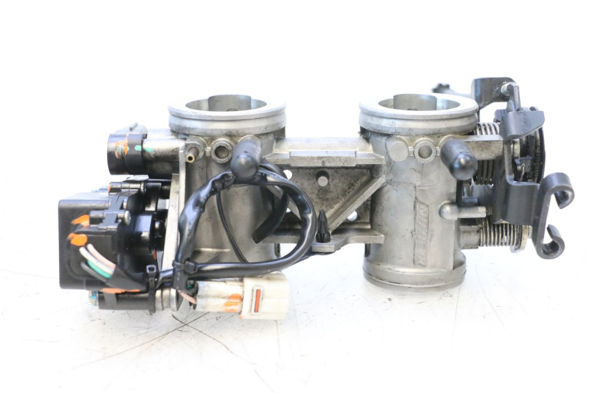photo de CORPO FARFALLATO KAWASAKI ER-6 ER6 F ABS 650 (2012 - 2016) - Foto prodotto supplementare