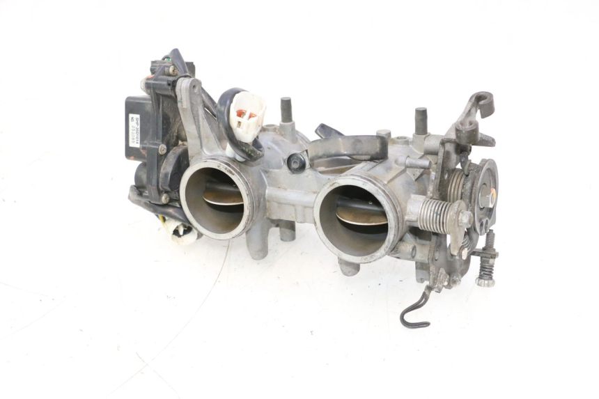 photo de CORPO FARFALLATO KAWASAKI ER-6 ER6 N 650 (2005 - 2009) - Ricambio usato controllato