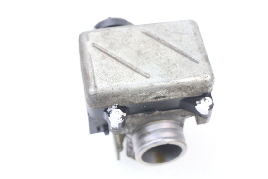 photo de INIEZIONE HONDA FES PANTHEON 125 (2003 - 2007) - Zoom sui componenti