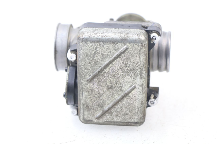 photo de INIEZIONE HONDA FES PANTHEON 125 (2003 - 2007) - Zoom sullo stato d'uso