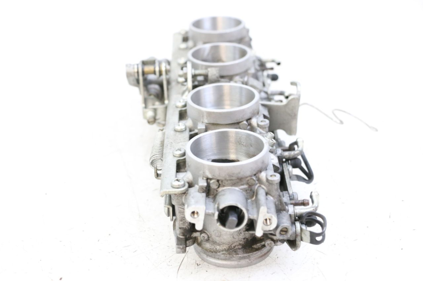 photo de INIEZIONE YAMAHA FJR ABS 1300 (2006 - 2012) - Primo piano tecnico