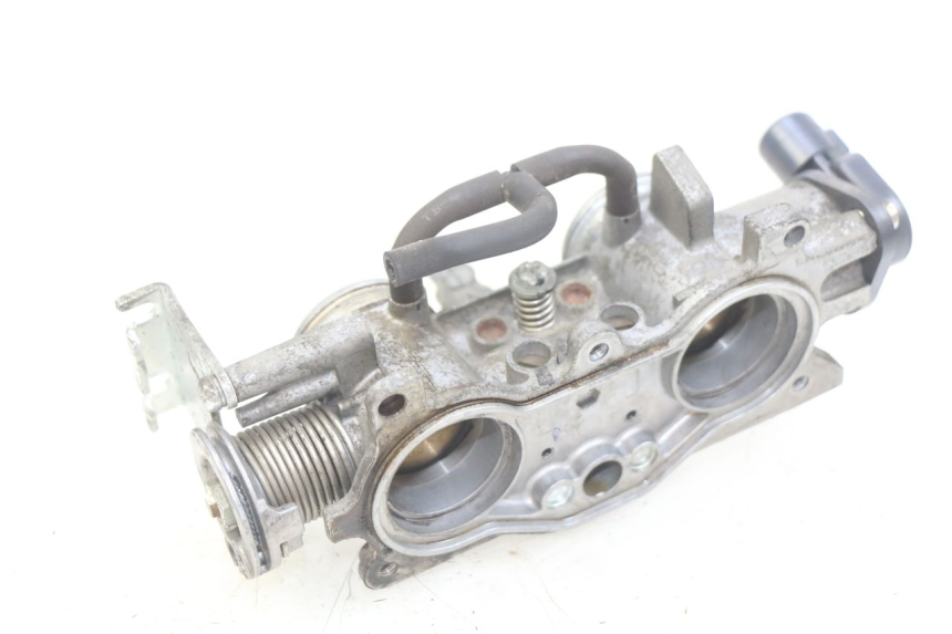 photo de INIEZIONE HONDA FJS SILVERWING SILVER WING 400 (2009 - 2016) - Vista d'insieme del prodotto