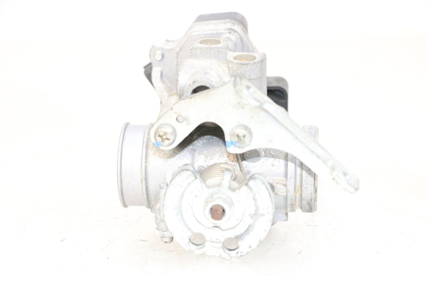 photo de CORPO FARFALLATO MBK FLAME X 125 (2007 - 2016) - Marcature e riferimenti originali