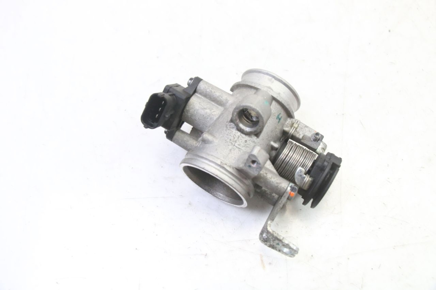 photo de CORPO FARFALLATO BMW G310 R 310 (2016 - 2020) - Vista principale