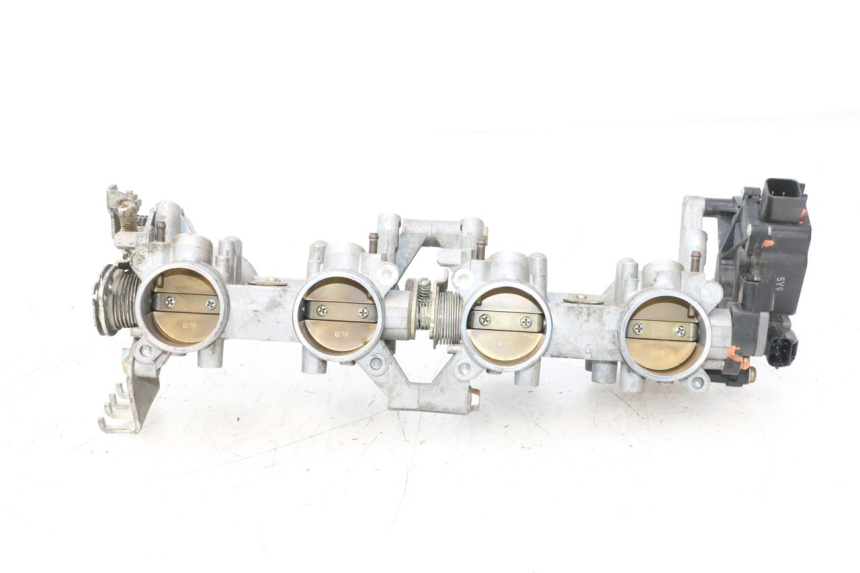 photo de CORPO FARFALLATO SUZUKI GSR 600 (2005 - 2012) - Foto prodotto supplementare