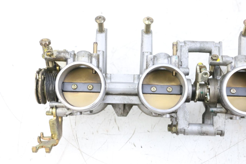 photo de CORPO FARFALLATO SUZUKI GSXR GSX-R 1000 (2003 - 2004) - Dettaglio del componente