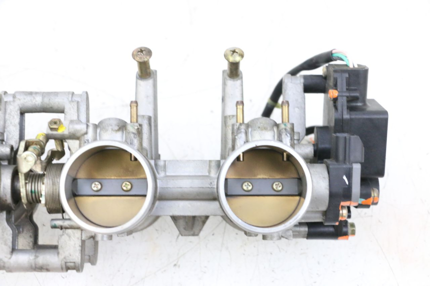 photo de CORPO FARFALLATO SUZUKI GSXR GSX-R 1000 (2003 - 2004) - Zoom sullo stato d'uso