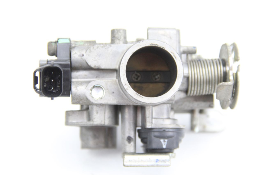 photo de INIEZIONE SYM GTS EFI ABS 125 (2012 - 2016) - Dettagli dei punti di fissaggio